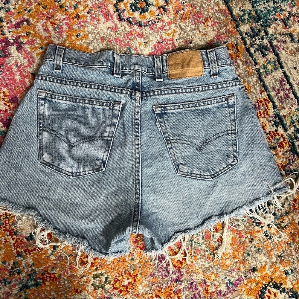 Vintage‎ Silver Tab Levi’s Cutoff Jean Shorts - Picture 9 of 16